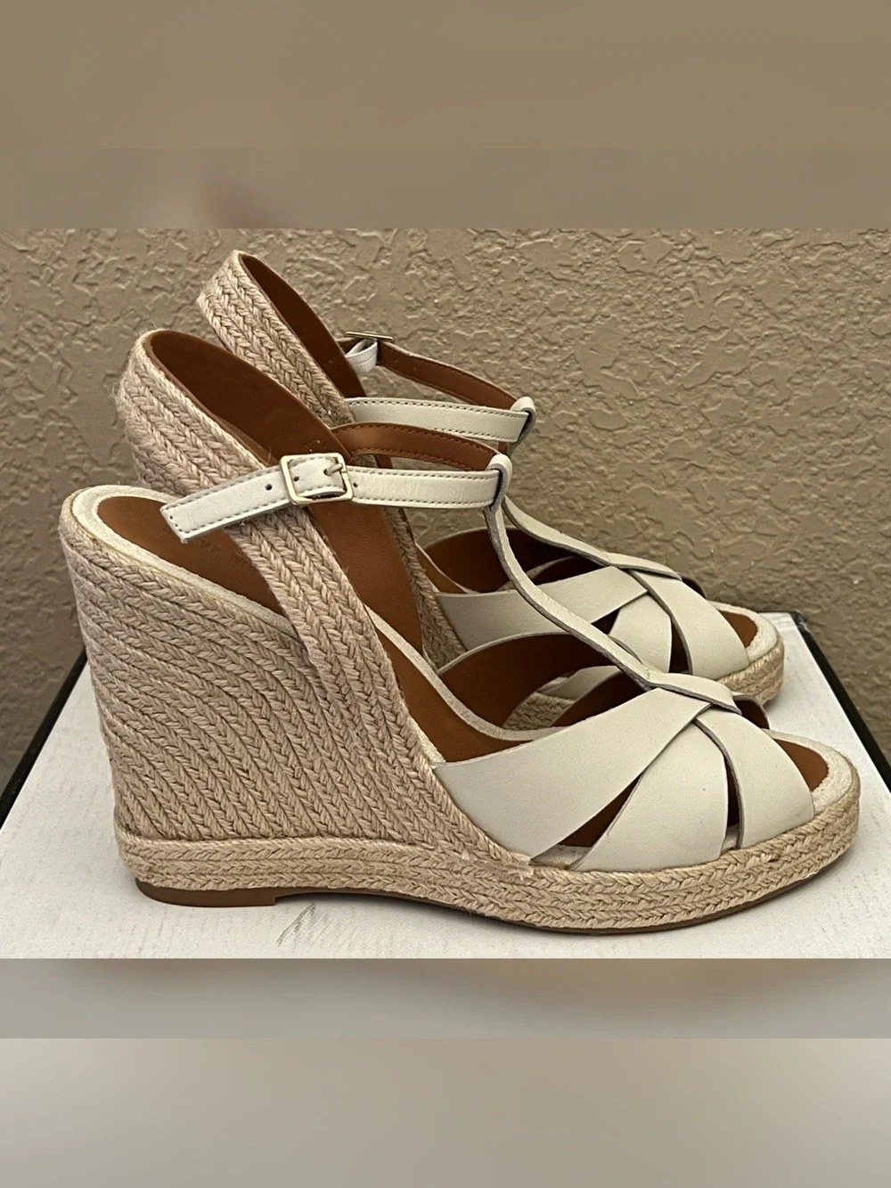 Steve Madden Thelma Bone Leather Wedge Heel Sandals Size-9.5